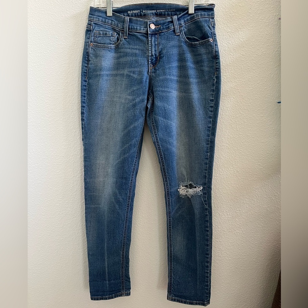 Old Navy Stretch Size 6 Light Wash Denim Boyfried Roll Skinny Comfortable Jeans